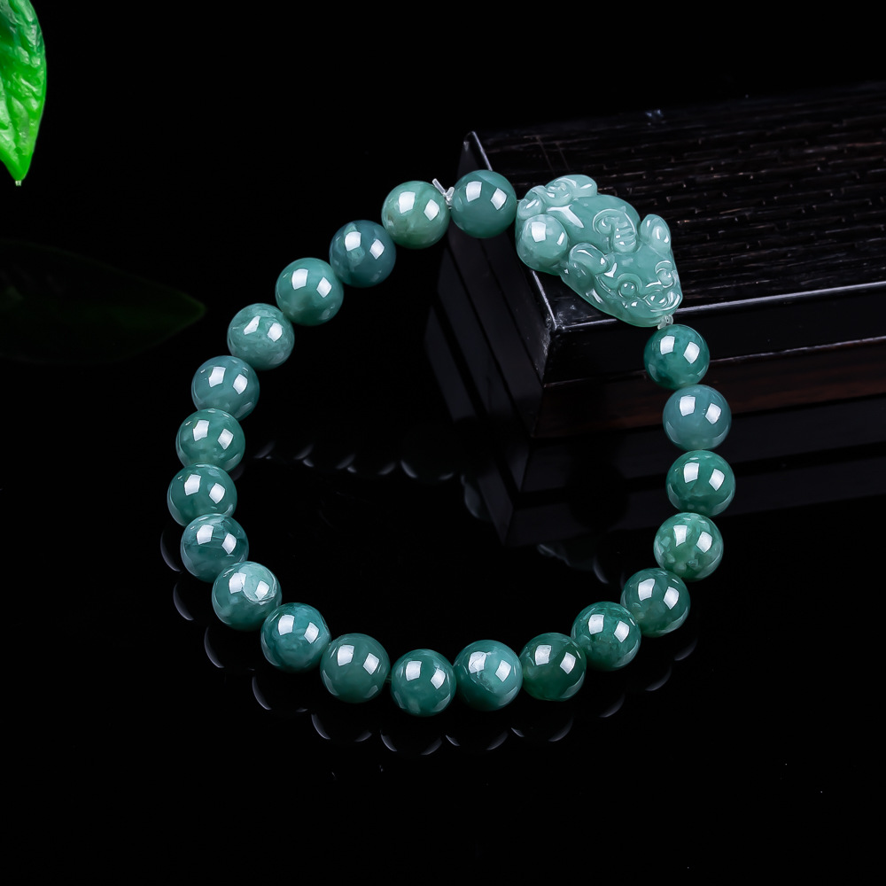 Natural Burmese Jadeite Pixiu  - Vintage Item 评论和价格