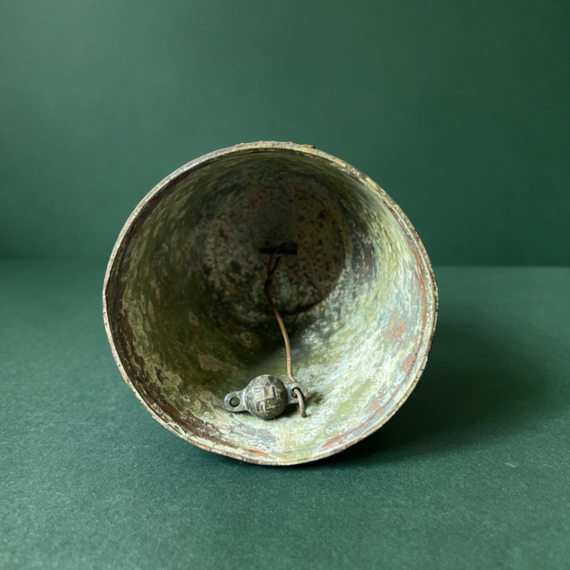 Antique Hanging Temple Bell Vi - Vintage Collectible Ornaments 评论和价格