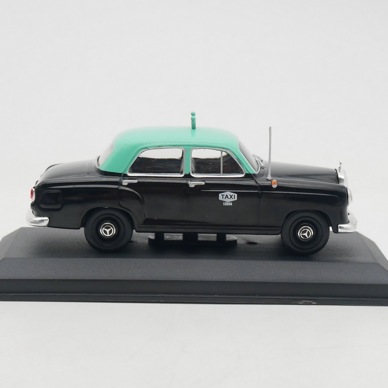IXO 1:43 Scale Diecast Alloy 1 - Vintage Collectible Toy Cars 评论和价格